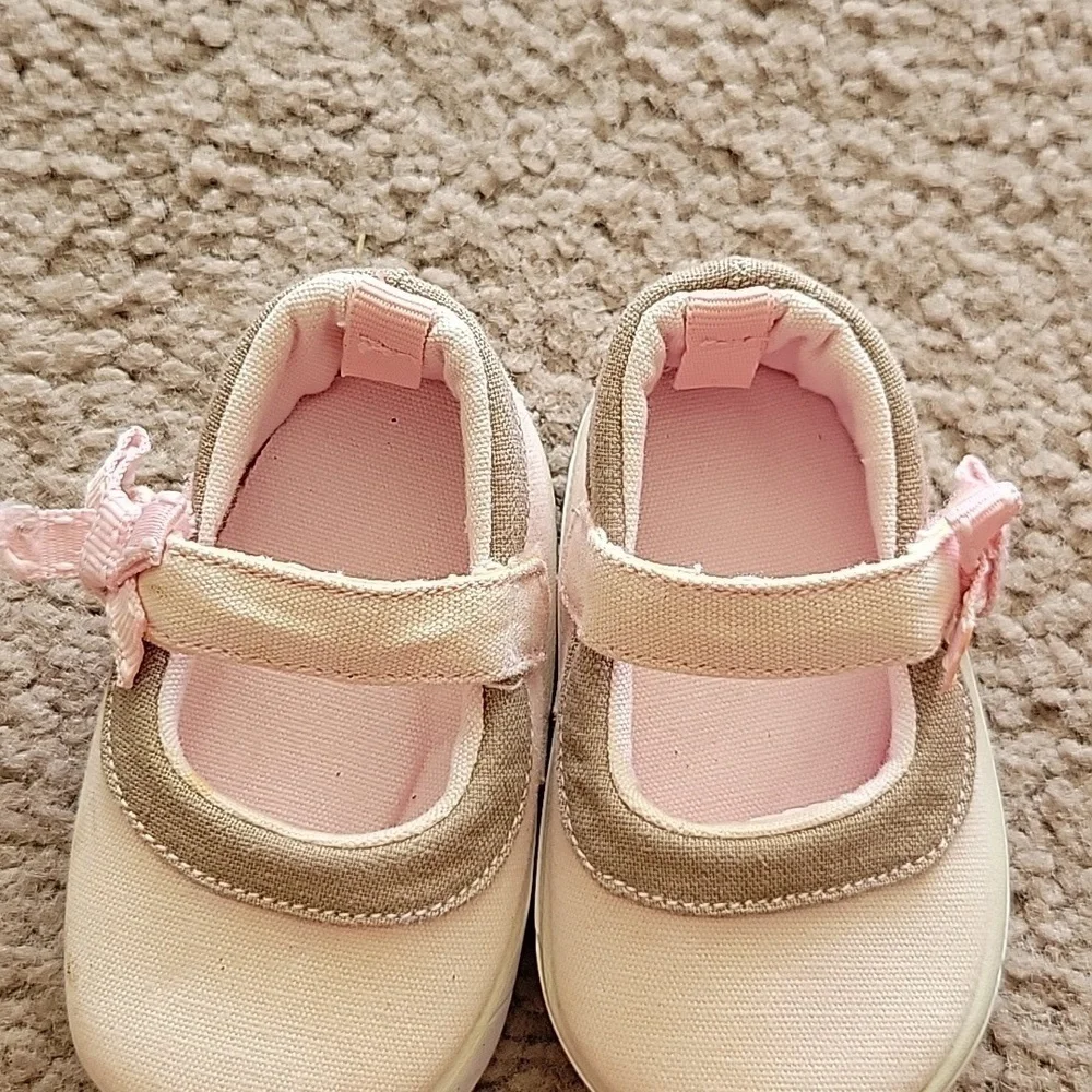 Baby Girl’s Shoes